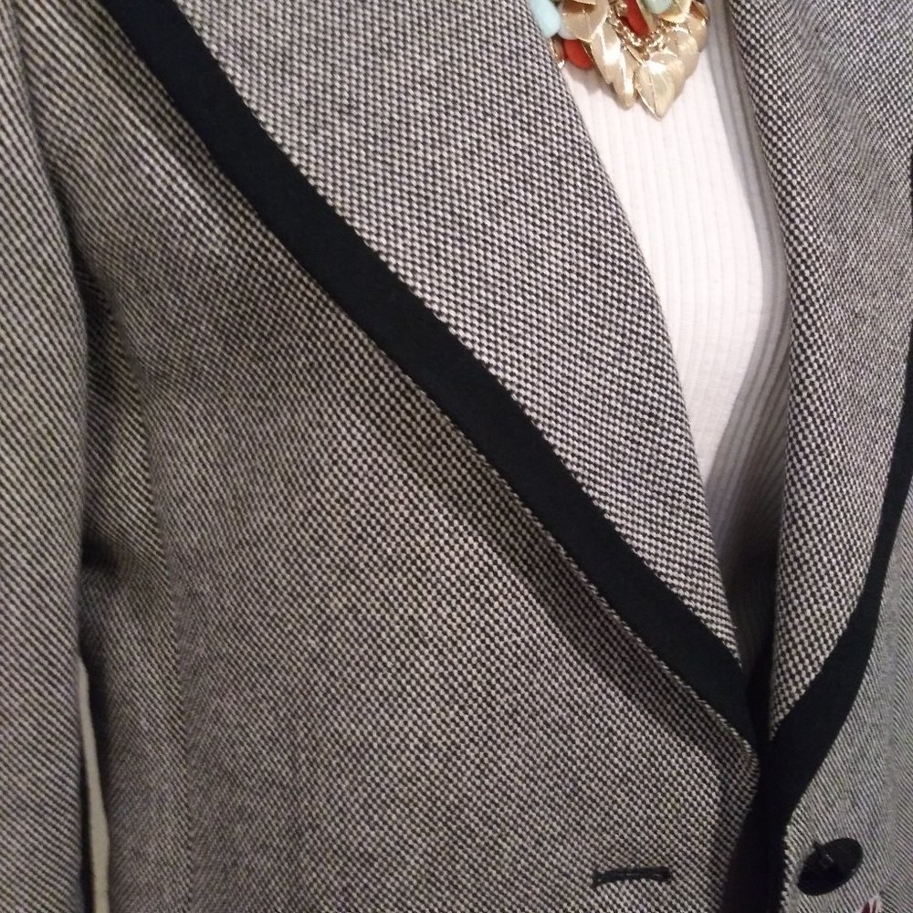 1656 Size Large Sasson Upcycled Jacket - Picture 2 of 8